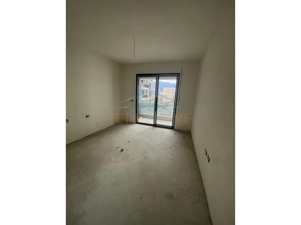 Shitet, Apartament 2+1+2, Kompleksi Parallel Living, Don Bosko, Tirane