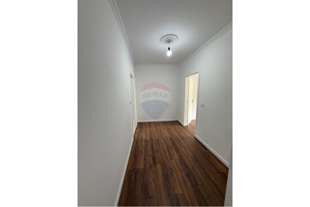 OFFICE FOR RENT NEAR THE FORMER DIPLOMAT HOTEL!