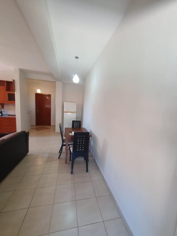 Apartament 1+1 për Qira – Selitë (pranë Universitetit Marin Barleti)