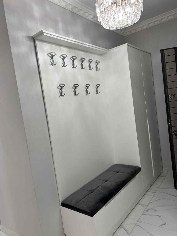 JEPET ME QIRA 2+1+2+parkim ASTIR VILA L 2