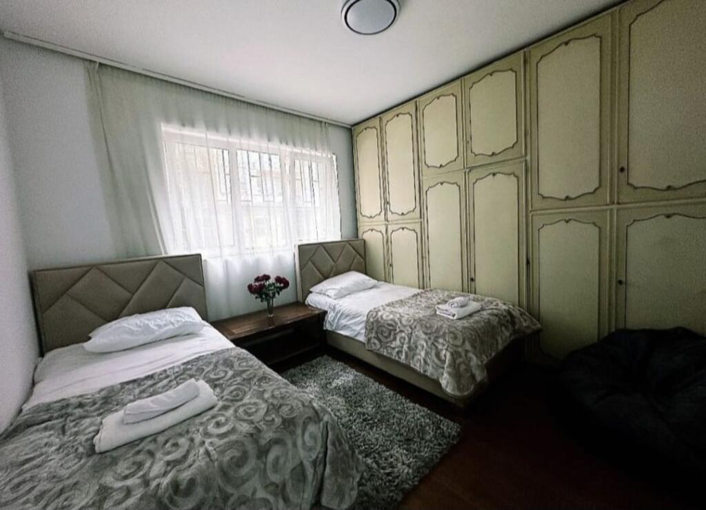 SHITET APARTAMENT 3+1+BALLKON - BRRYLI