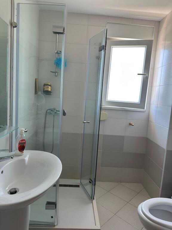 Apartament 1+1 për QIRA tek kompleksi Kontakt