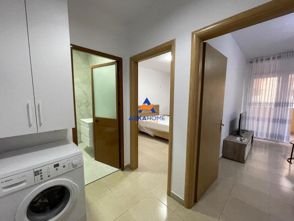 APPARTAMENTO IN AFFITTO 1+1+BALCONE "PRESSO IL COMPLESSO CONTATTO, 21 DICEMBRE" 550 EURO.
