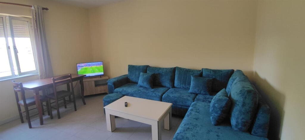Affittasi appartamento 2+1 in Bulevardi Zogu i Pare (ID B22178)