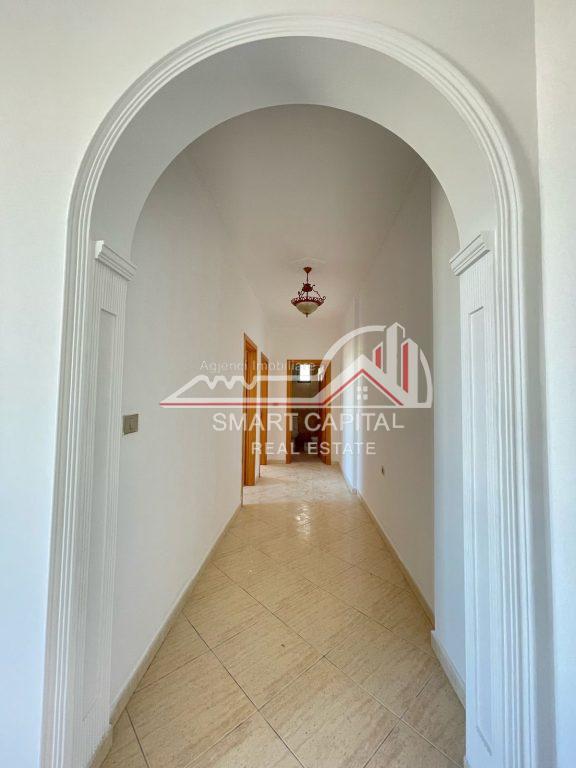 APPARTAMENTO 2+1+2 IN VENDITA SU BOULEVARD-VLORË!