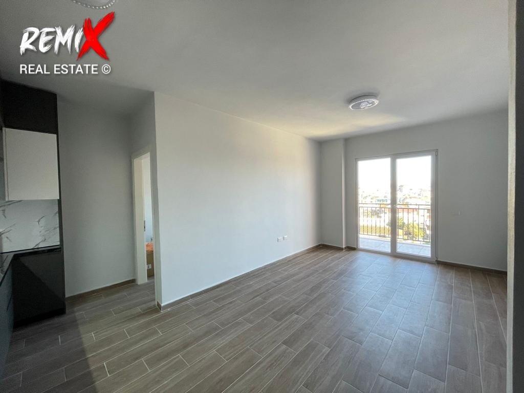 JEPET ME QERA APARTAMENT 2+1 PRANE ZJARREFIKESES DURRES PALLAT I VITIT 2023
