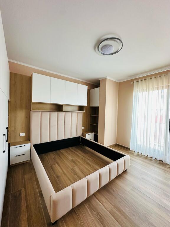 Apartament me qera 2+1+2 Tek Farmacia 10