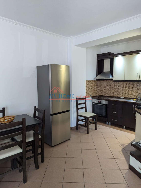 Appartamento 2+1 in affitto vicino alla Guardia Tirana