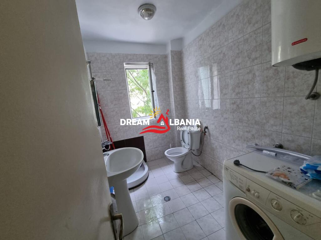 Apartament 1+1 ne "Rrugen e Dibres" prane Shkolles se Bashkuar ne Tirane (ID 4219325)