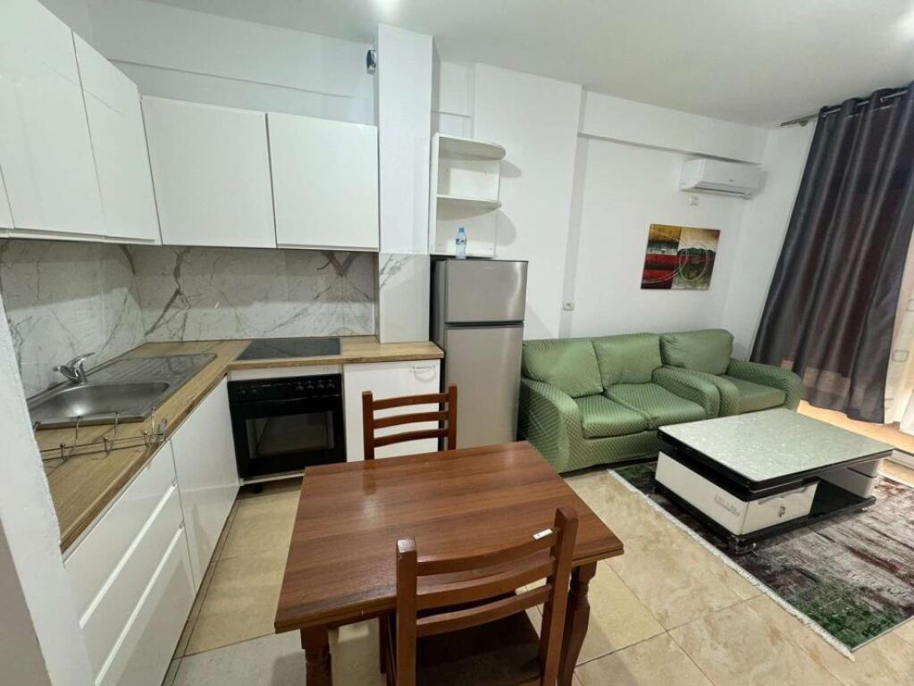 VENDESI APPARTAMENTO 1+1 ASTIR 68.000 EURO