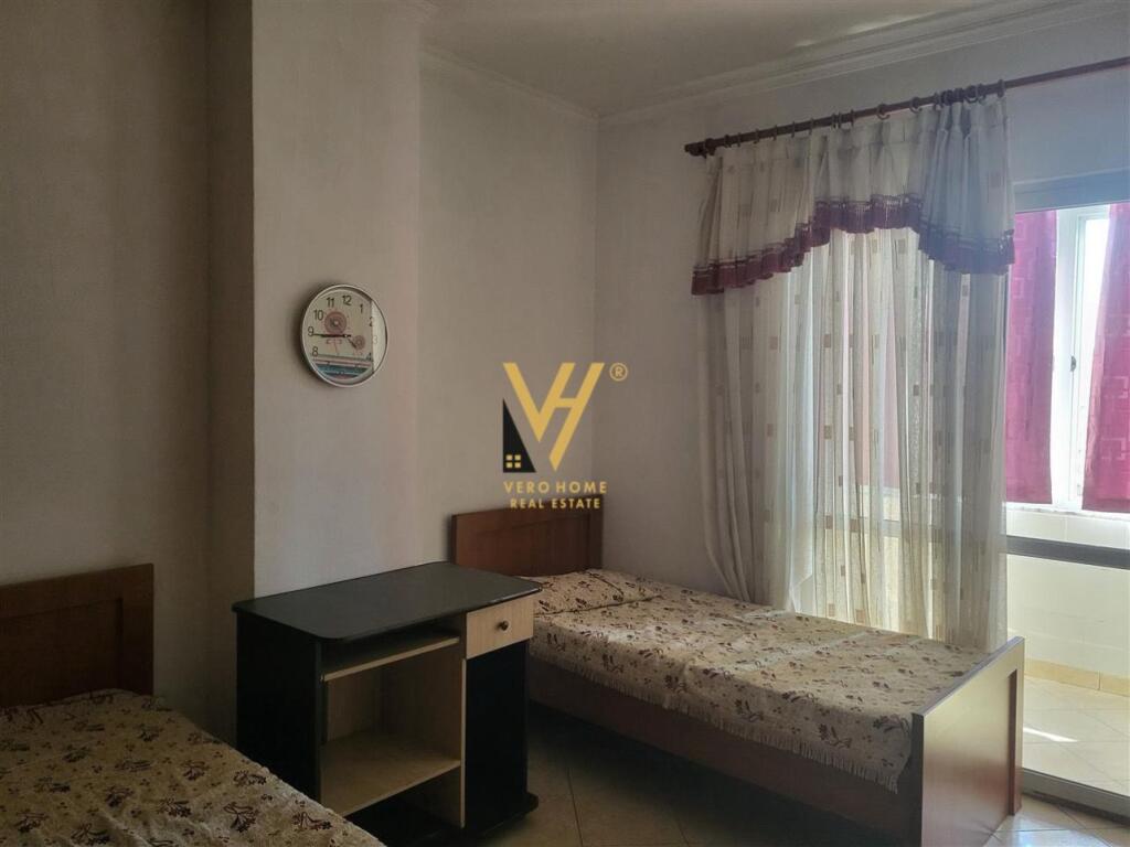 APARTAMENT 2+1+BLK ME QERA NE ASTIR 450 EURO