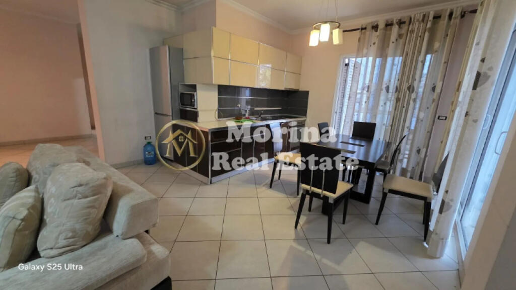 Affitto, Appartamento 3+1, Comune di Parigi, 650 euro/mese