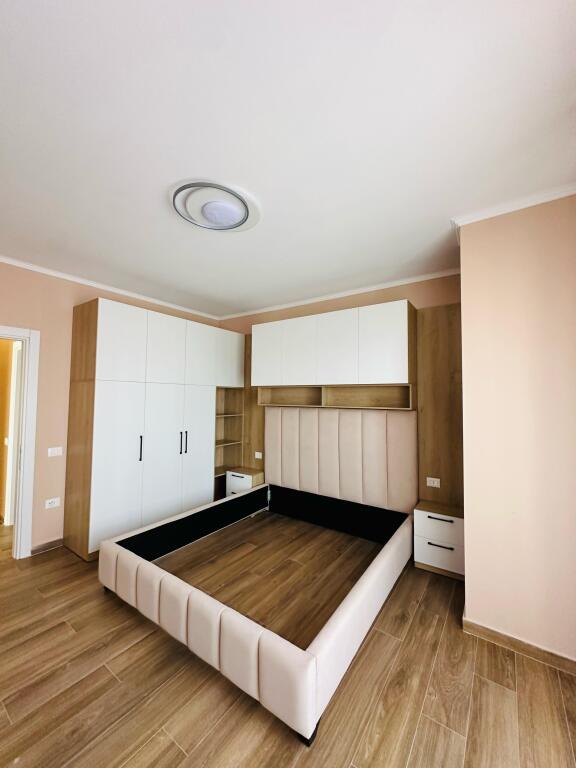 Apartament me qera 2+1+2 Tek Farmacia 10