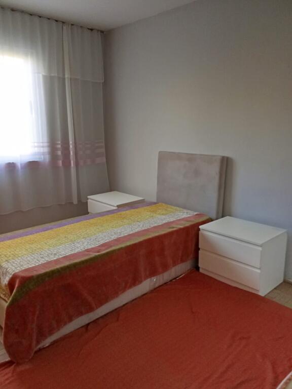 Jepet me qera Apartamenti 2+1 , Pediatria
