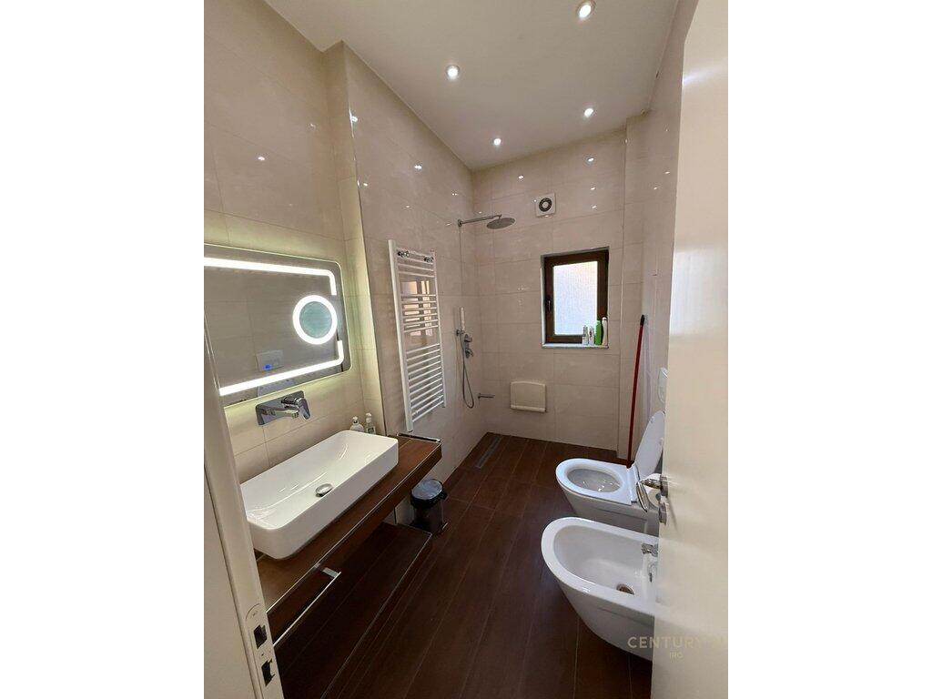 Apartament 2+1 me Qira – Myslym Shyri, Tiranë