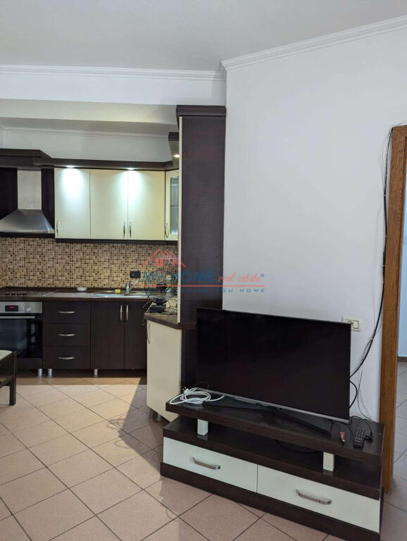 Appartamento 2+1 in affitto vicino alla Guardia Tirana
