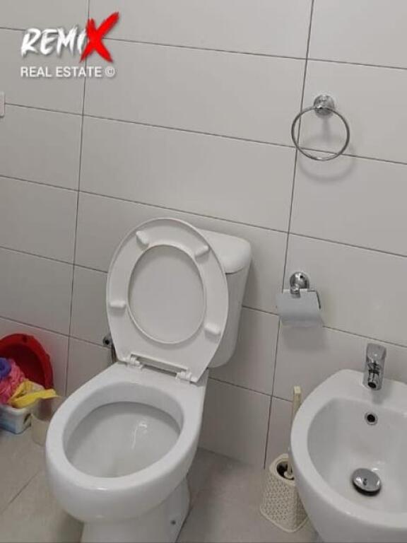 JEPET ME QERA APARTAMENT 2+1 PRANE ZJARREFIKESES DURRES PALLAT I VITIT 2023