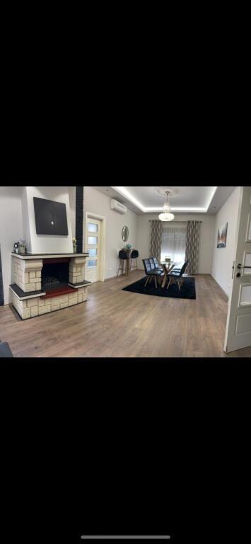 Villa for Rent – Penthouse in 4-Story Villa near American Hospital 2, Tirana