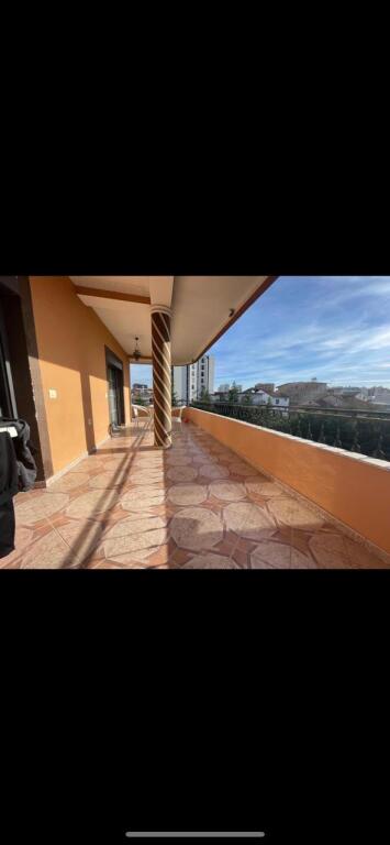 Villa for Rent – Penthouse in 4-Story Villa near American Hospital 2, Tirana