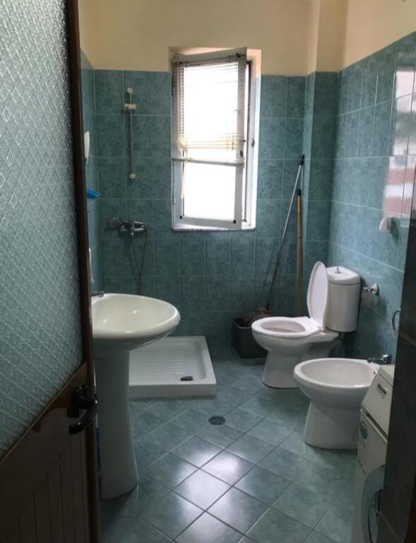 Affittasi appartamento 1+1, vicino a Oxhaku, via Kongresi Manastirit
