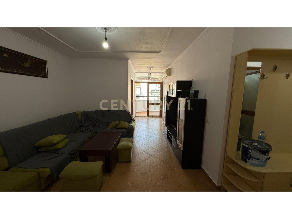 🏡 Shitet Apartament 2+1 në Yzberish, Tiranë
