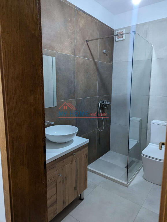 Appartamento 2+1 in affitto vicino alla Guardia Tirana