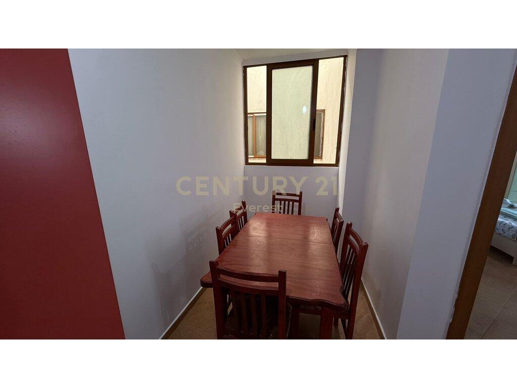 🏡 Shitet Apartament 2+1 në Yzberish, Tiranë