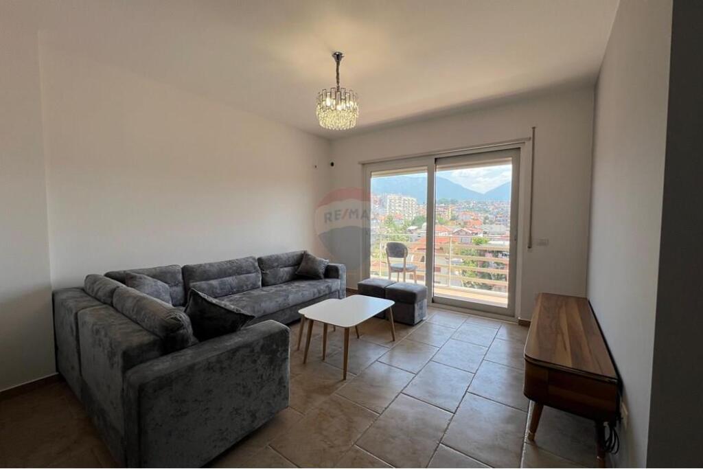 Apartament per Qira 2+1+2 Rruga Elbasanit.."""'