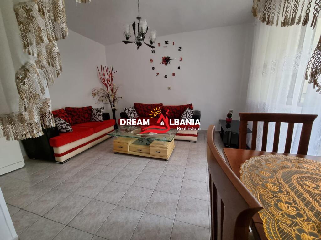 Apartament 1+1 ne "Rrugen e Dibres" prane Shkolles se Bashkuar ne Tirane (ID 4219325)