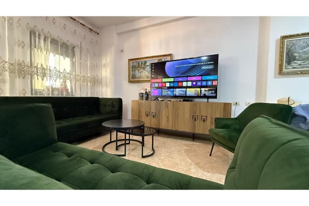 Apartament 2+1 për qira në Kompleksin Dinamo!