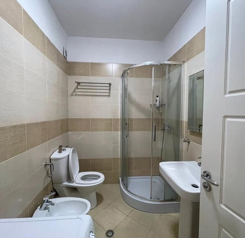 SHITET APARTAMENT 1+1 - BRRYLI