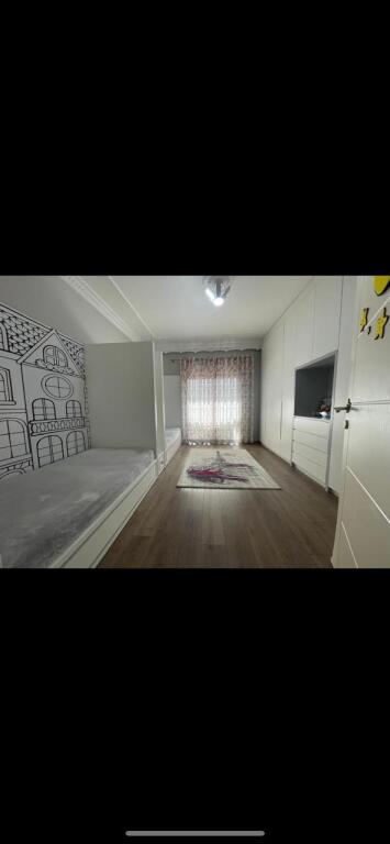 Villa for Rent – Penthouse in 4-Story Villa near American Hospital 2, Tirana