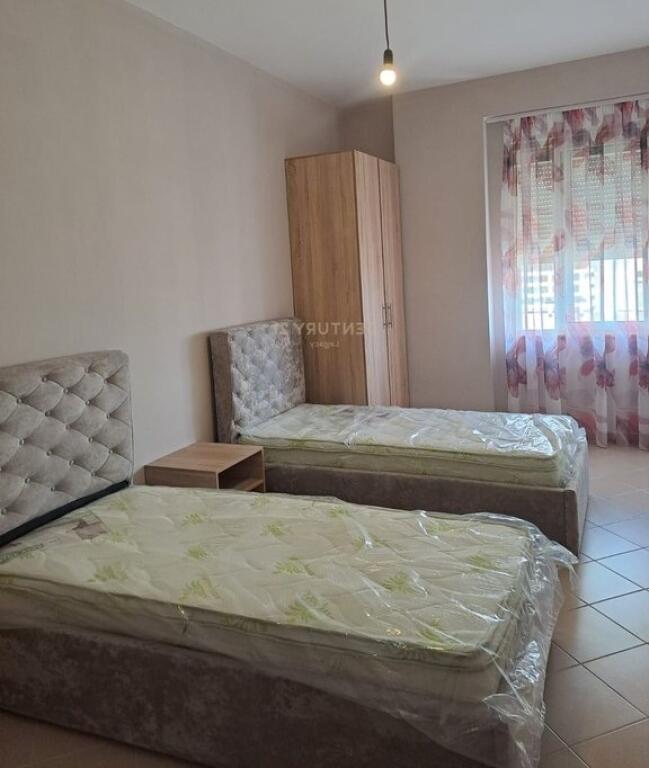 Jepet me Qira 2+1 ne Fresk 450 euro/muaj