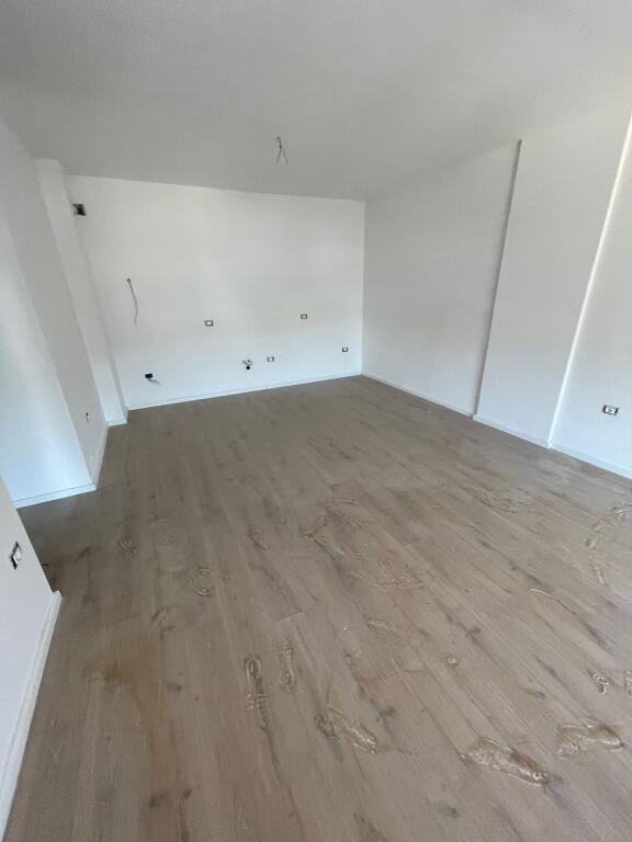 Affittasi Appartamento 2+1+2 Bagni – Trio Tower, Don Bosko