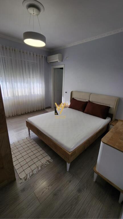 APARTAMENT 3+1+2 ME QERA TE KOPESHTI ZOLOGJIK 1.500 EURO