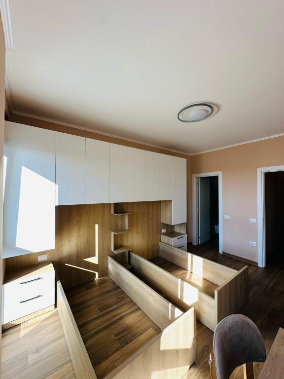 Apartament me qera 2+1+2 Tek Farmacia 10