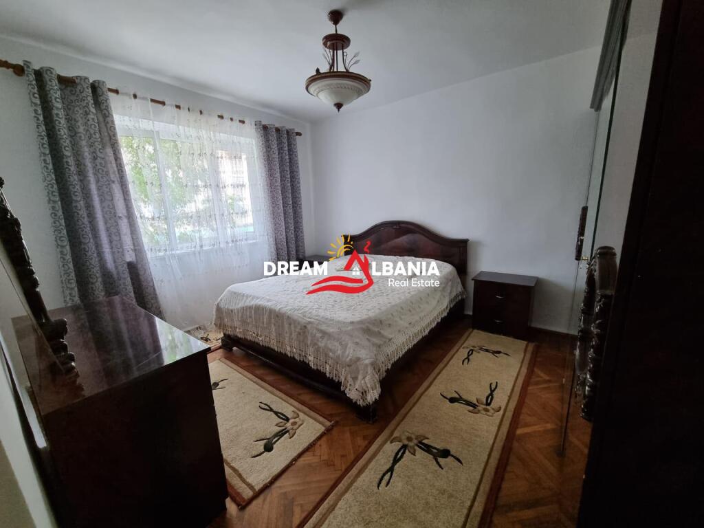 Apartament 1+1 ne "Rrugen e Dibres" prane Shkolles se Bashkuar ne Tirane (ID 4219325)