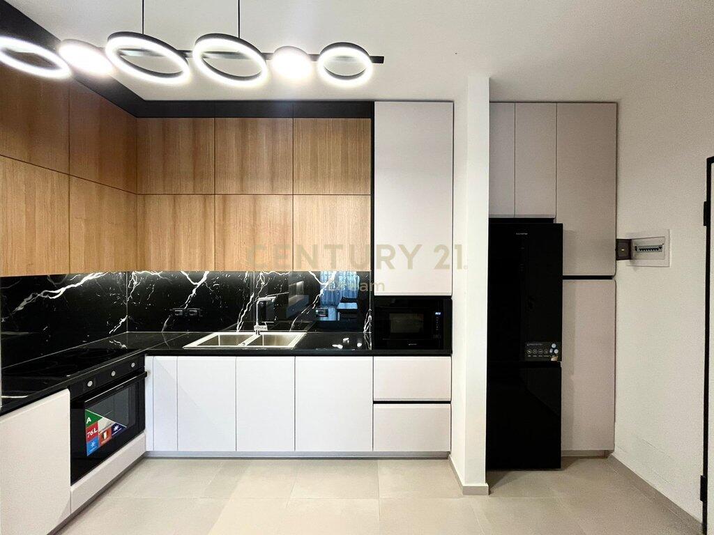 Jepet me qira Apartament 1+1 ne Myslym Shyr!