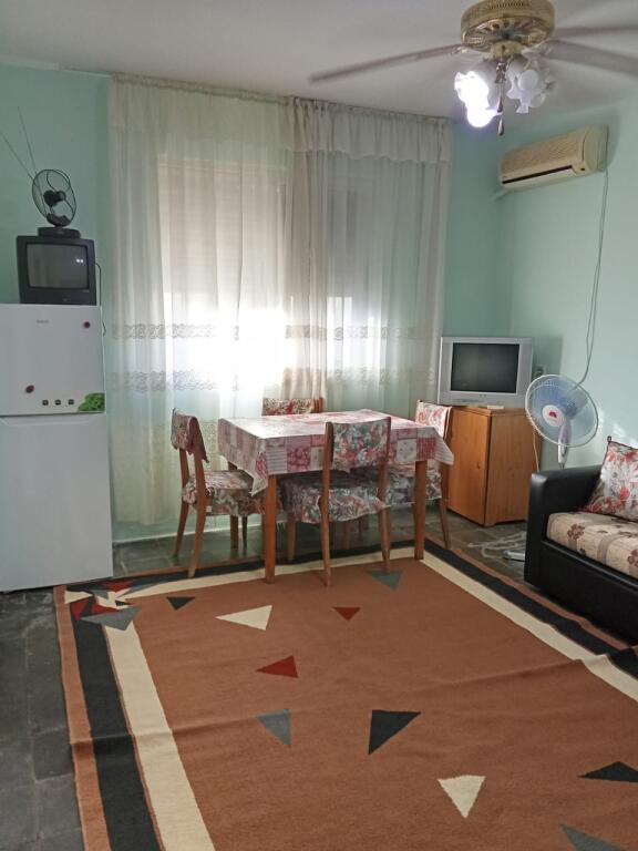 Jepet me qera Apartamenti 2+1 , Pediatria