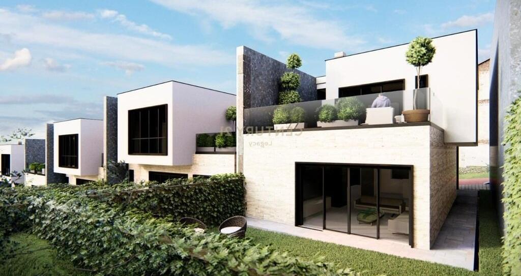 2-Story Villa for Rent