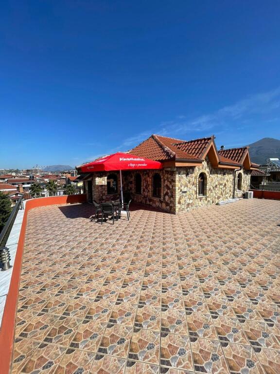 Villa for Rent – Penthouse in 4-Story Villa near American Hospital 2, Tirana