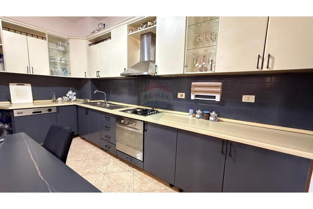 Apartament 2+1 për qira në Kompleksin Dinamo!