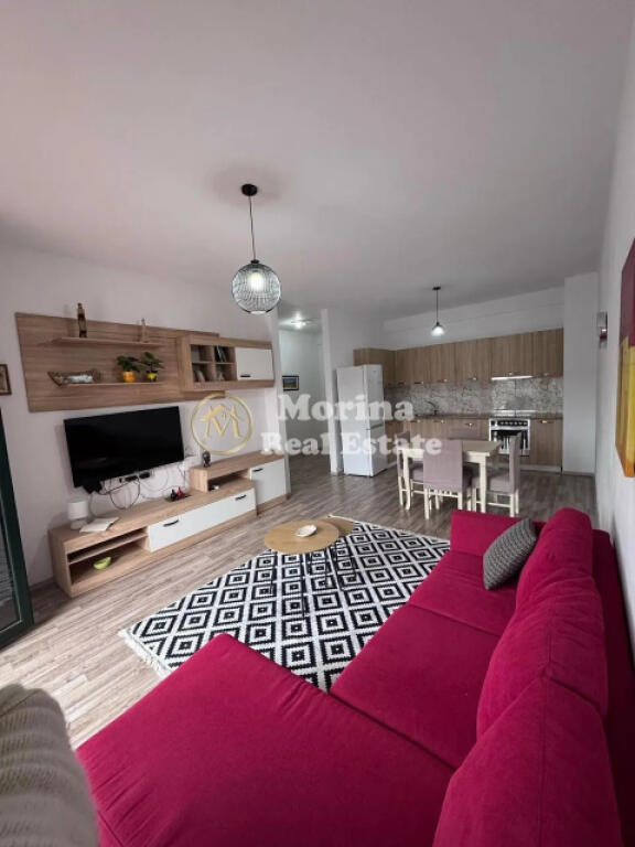 Qera, Apartament 1+1, Astir, Rr: "Nexho Konomi, 450 euro/muaj