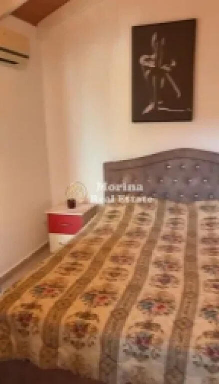 Qera, Apartament 1+1, Rruga Fortuzi–prane Qendres, 500 euro/muaj