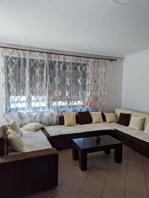 Appartamento 2+1 in affitto vicino alla Guardia Tirana