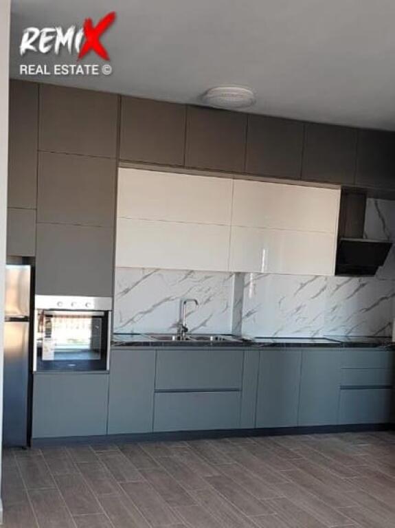 JEPET ME QERA APARTAMENT 2+1 PRANE ZJARREFIKESES DURRES PALLAT I VITIT 2023