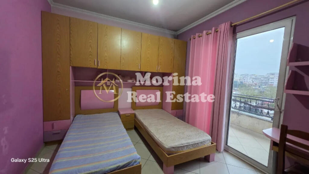 Affitto, Appartamento 3+1, Comune di Parigi, 650 euro/mese