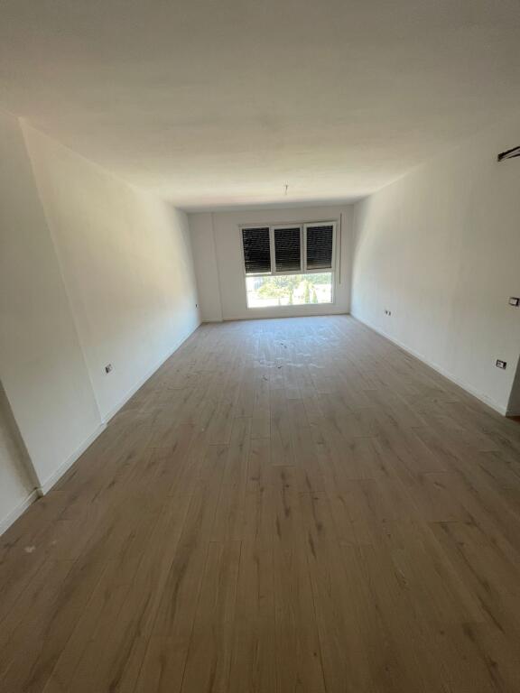 Affittasi Appartamento 2+1+2 Bagni – Trio Tower, Don Bosko