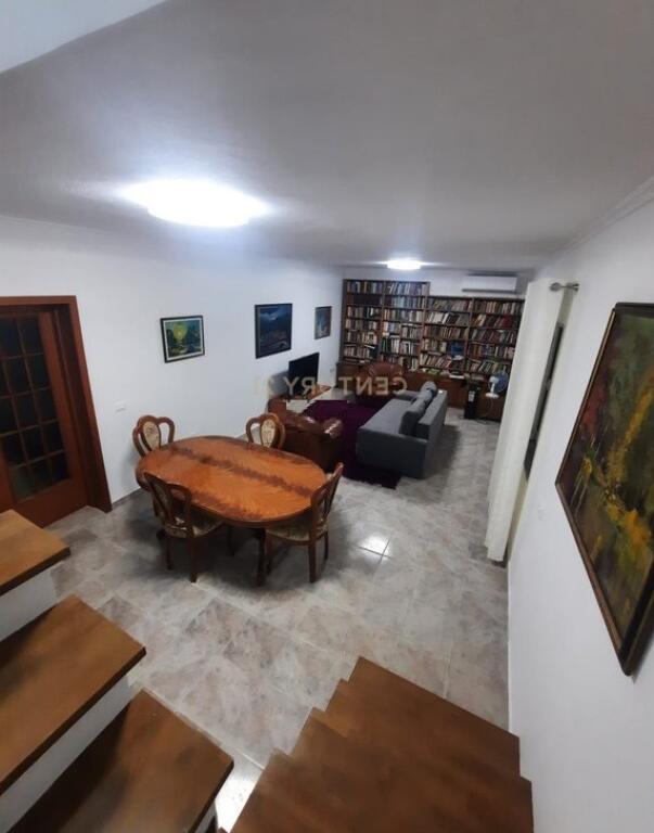 Duplex in affitto in Rruga e Dibres