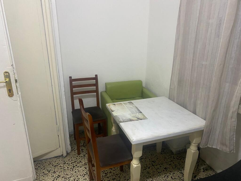 Jepet me qera apartament 1+1 te Zogu i Zi